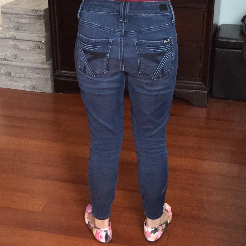NEW Seven7 High rise Skinny Jeans - Picture 3 of 4